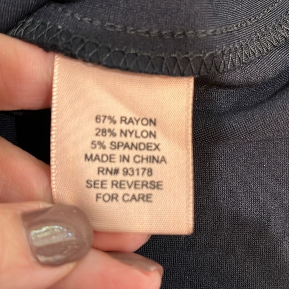 🎉Host Pick🎉 X2 Philosophy navy blue pencil ✏️ skirt. - Picture 6 of 8